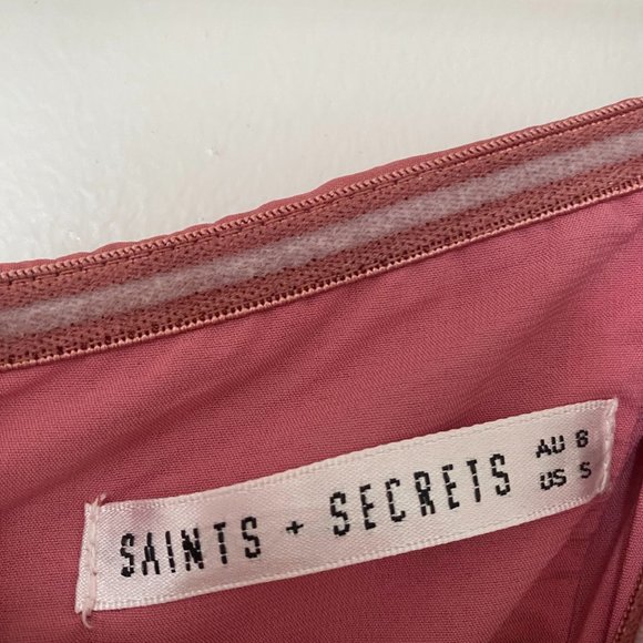 Sundae Muse Kristen Satin Off Shoulder Midi Dress in Rose - Picture 8 of 8